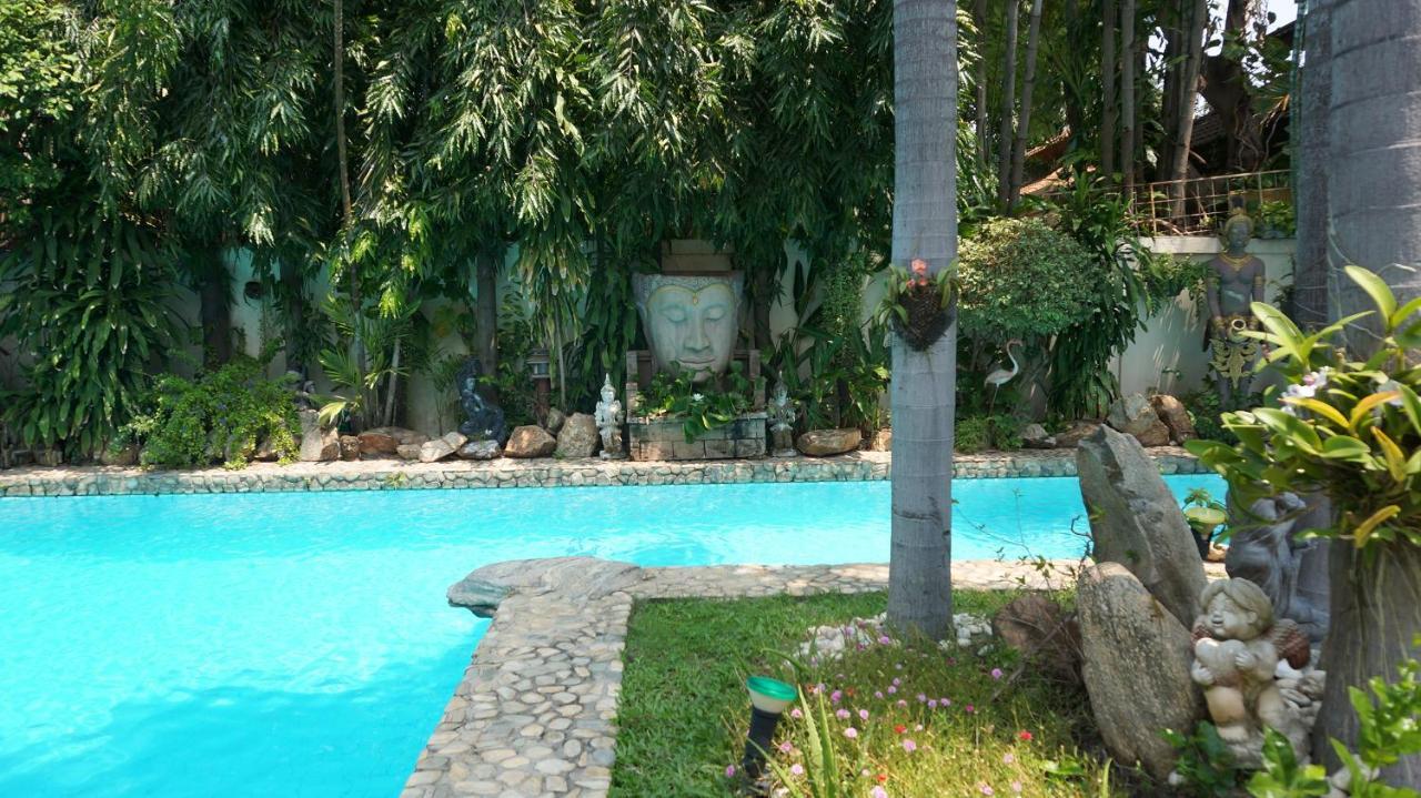 Leprive Resort Pattaya Exterior photo